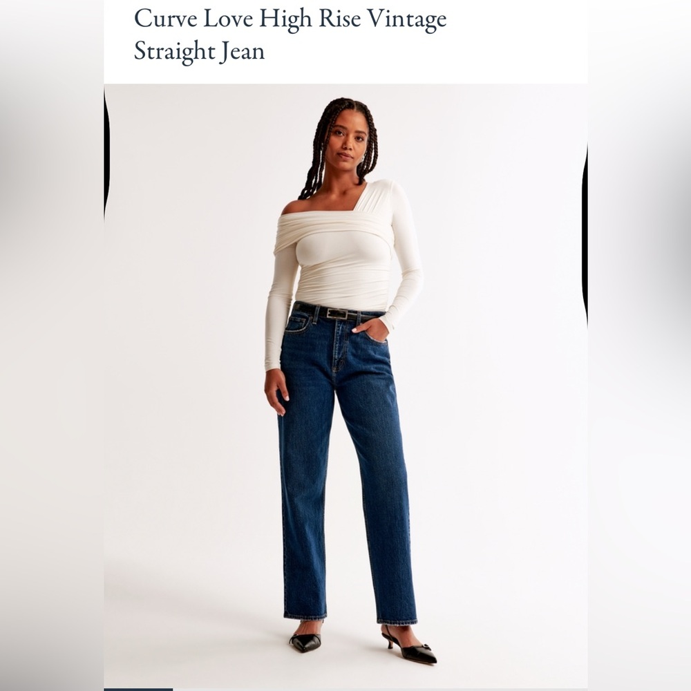 Abercrombie & Fitch Curve Love High Rise Vintage Straight Jean